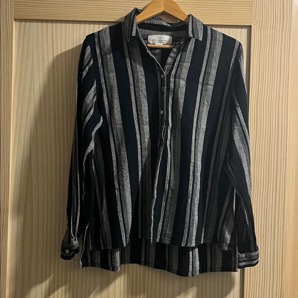 TROVATA BIRDS OF PARADISE Stripe Button Long Sleeve Shirt NWT Small